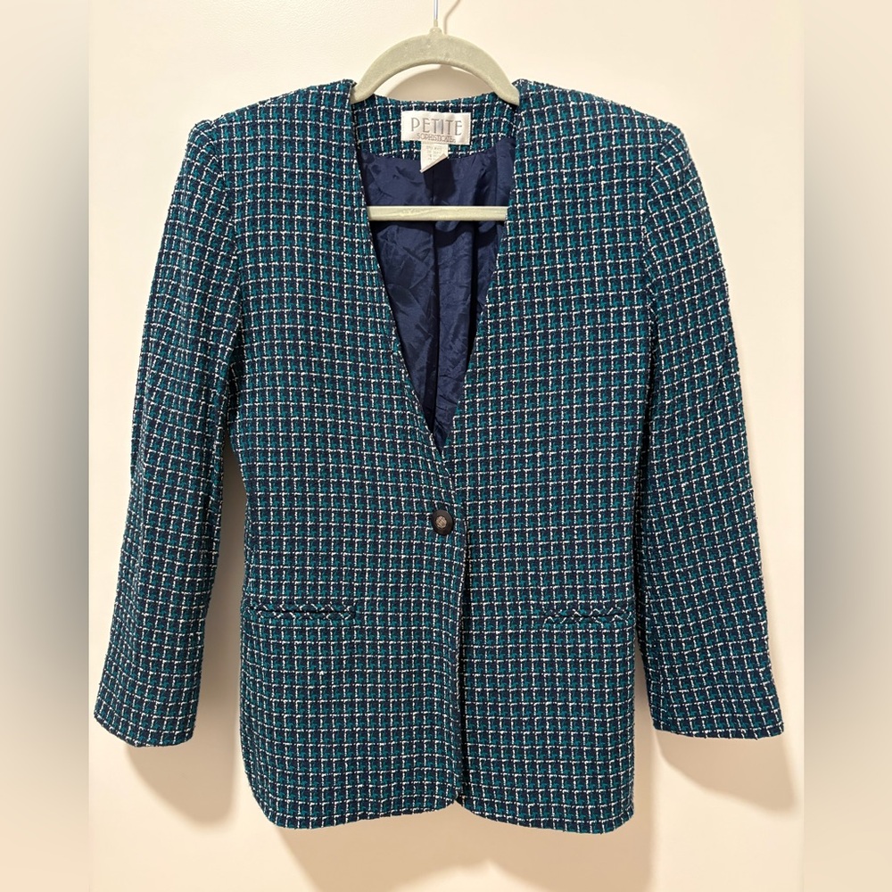 Petite Sophisticate Women's Blazer Jacket - Size 2, great condition, vintage fit